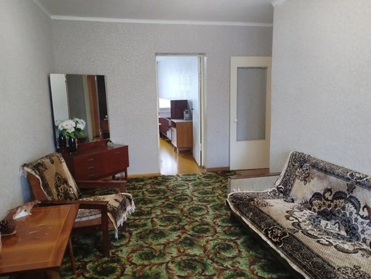 Продам трехкомнатную (3-комн.) квартиру, Арматурная ул, 20, Алексин г