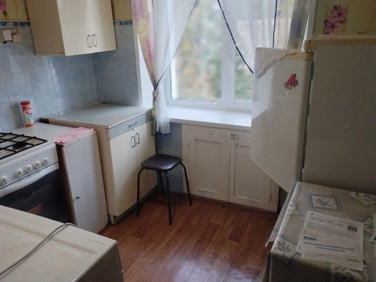 Продам трехкомнатную (3-комн.) квартиру, Арматурная ул, 20, Алексин г