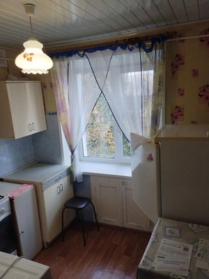 Продам трехкомнатную (3-комн.) квартиру, Арматурная ул, 20, Алексин г