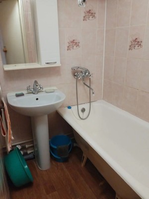 Продам трехкомнатную (3-комн.) квартиру, Арматурная ул, 20, Алексин г