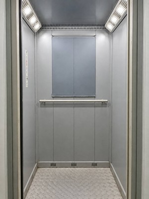 Продам трехкомнатную (3-комн.) квартиру, Лескова ул, 5, Москва г
