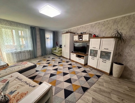Продам двухкомнатную (2-комн.) квартиру, Рашида Вагапова ул, 14, Казань г