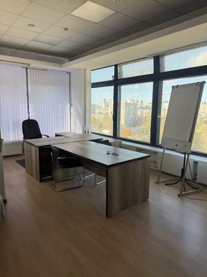 Сдам офисное помещение 1 300 м2, Космонавта Волкова ул, 12, Москва г