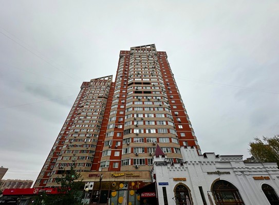 Продам двухкомнатную (2-комн.) квартиру, 3-е почтовое отделение ул, 65, Люберцы г