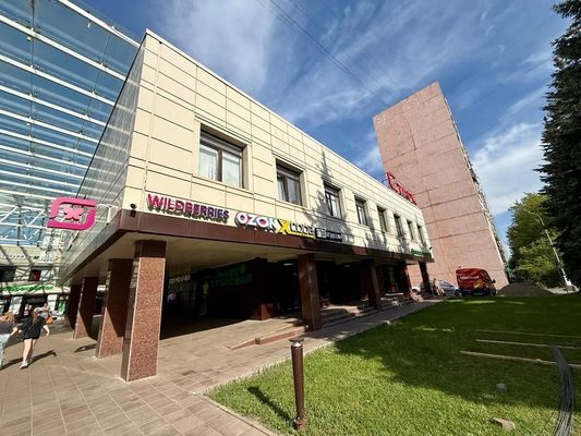 Продам коммерческое помещение 7 337,1 м2, Луганская ул, 5, Москва г