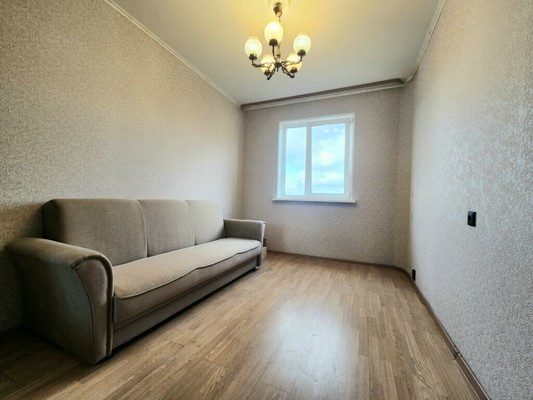 Продам двухкомнатную (2-комн.) квартиру, Старостина ул, 57, Мурманск г