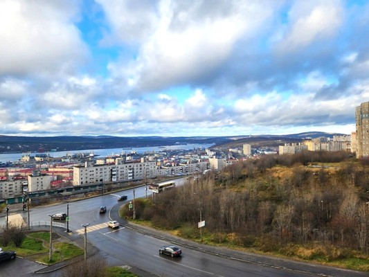 Продам двухкомнатную (2-комн.) квартиру, Старостина ул, 57, Мурманск г