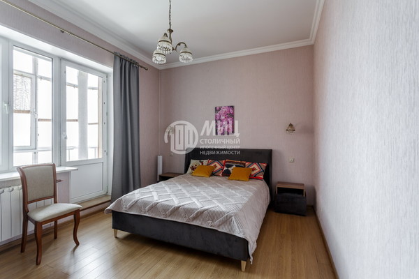 Продам двухкомнатную (2-комн.) квартиру, Соловьиная Роща ул, 10, Москва г