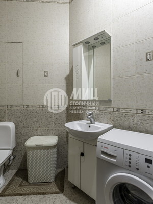 Продам двухкомнатную (2-комн.) квартиру, Соловьиная Роща ул, 10, Москва г