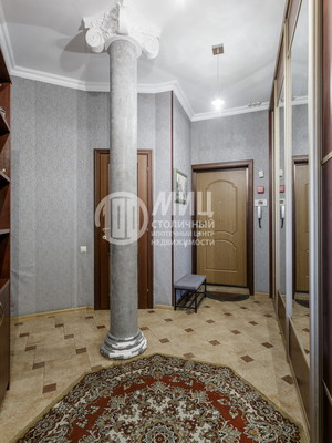 Продам двухкомнатную (2-комн.) квартиру, Соловьиная Роща ул, 10, Москва г