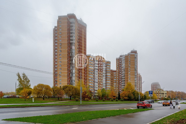 Продам двухкомнатную (2-комн.) квартиру, Соловьиная Роща ул, 10, Москва г