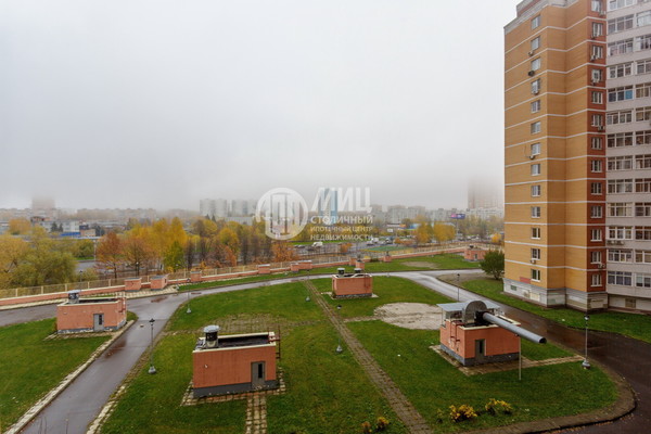 Продам двухкомнатную (2-комн.) квартиру, Соловьиная Роща ул, 10, Москва г