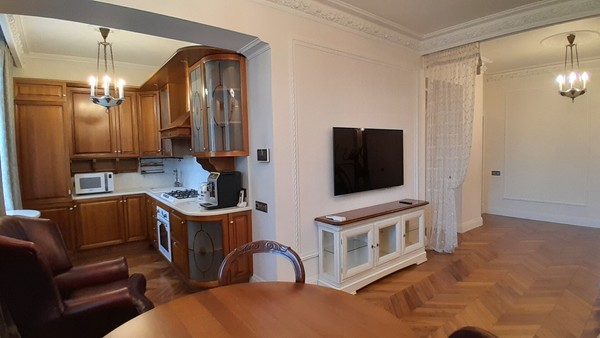 Сдам трехкомнатную (3-комн.) квартиру, Университетский пр-кт, 9, Москва г