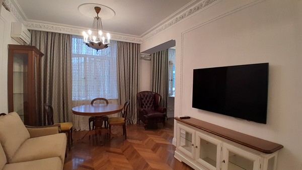 Сдам трехкомнатную (3-комн.) квартиру, Университетский пр-кт, 9, Москва г