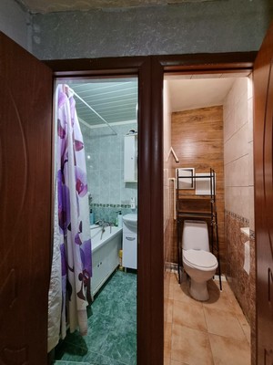 Продам многокомнатную квартиру, Авиамоторный пер, 9, Ростов-на-Дону г