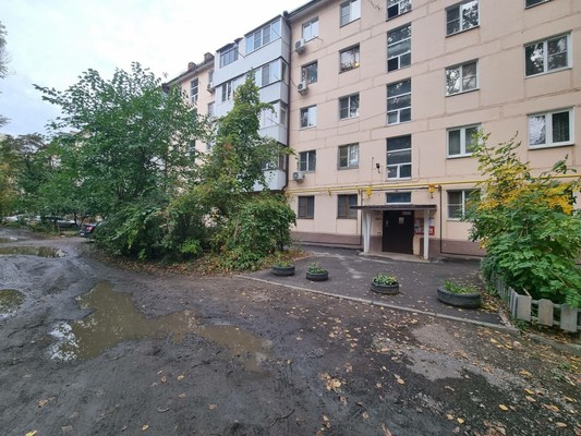 Продам многокомнатную квартиру, Авиамоторный пер, 9, Ростов-на-Дону г