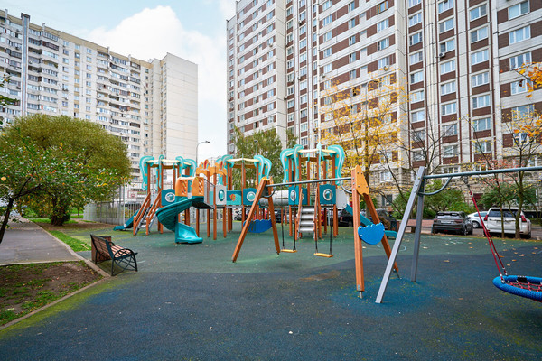 Продам двухкомнатную (2-комн.) квартиру, Марьинский б-р, 11, Москва г