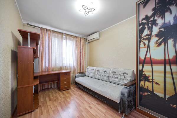 Продам двухкомнатную (2-комн.) квартиру, Марьинский б-р, 11, Москва г