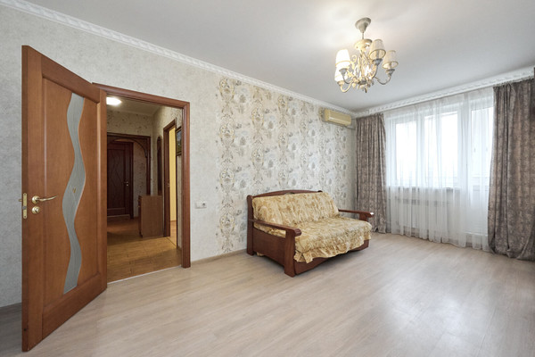 Продам двухкомнатную (2-комн.) квартиру, Марьинский б-р, 11, Москва г