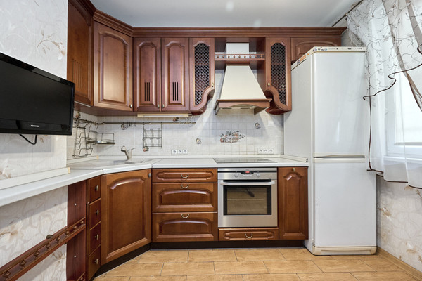 Продам двухкомнатную (2-комн.) квартиру, Марьинский б-р, 11, Москва г