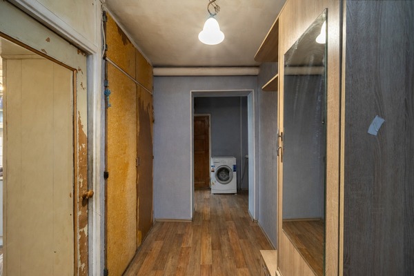 Продам трехкомнатную (3-комн.) квартиру, Рябиновая ул, 8к1, Москва г