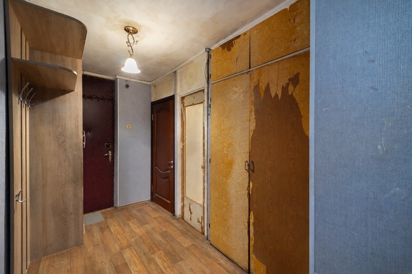 Продам трехкомнатную (3-комн.) квартиру, Рябиновая ул, 8к1, Москва г