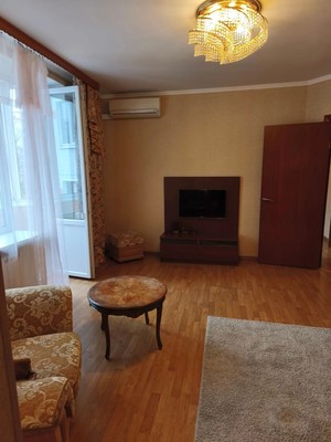 Продам трехкомнатную (3-комн.) квартиру, Ленинский пр-кт, 41к2, Москва г