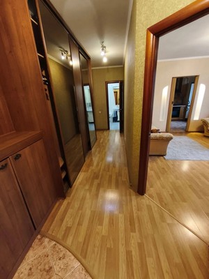 Продам трехкомнатную (3-комн.) квартиру, Ленинский пр-кт, 41к2, Москва г