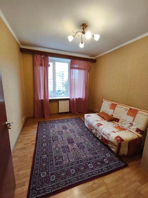 Продам трехкомнатную (3-комн.) квартиру, Ленинский пр-кт, 41к2, Москва г