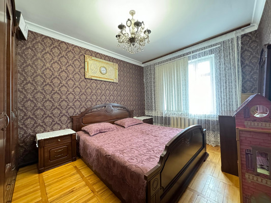 Продам двухкомнатную (2-комн.) квартиру, Шогенова ул, 22, Нальчик г
