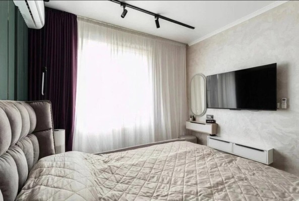 Продам двухкомнатную (2-комн.) квартиру, Зеленые аллеи б-р, 17, Видное г