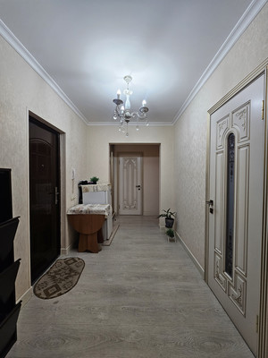 Продам двухкомнатную (2-комн.) квартиру, Мовсисяна ул, 7, Нальчик г