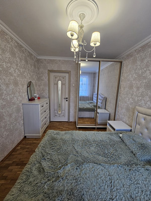 Продам двухкомнатную (2-комн.) квартиру, Мовсисяна ул, 7, Нальчик г