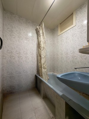 Продам двухкомнатную (2-комн.) квартиру, Мусова ул, 31а, Нальчик г