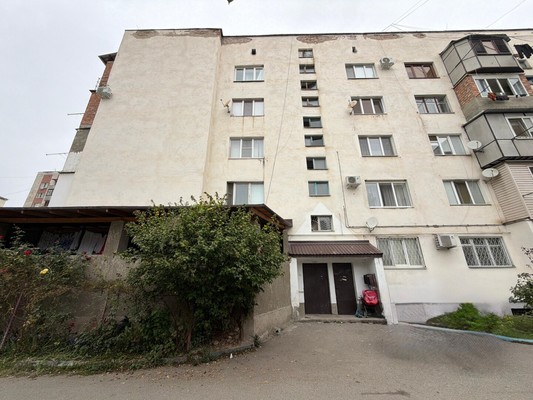 Продам двухкомнатную (2-комн.) квартиру, Мусова ул, 31а, Нальчик г