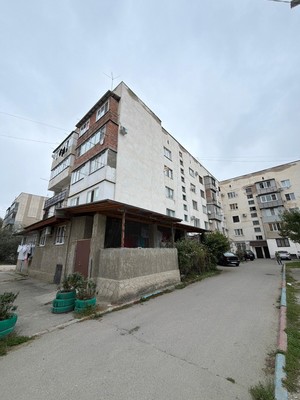 Продам двухкомнатную (2-комн.) квартиру, Мусова ул, 31а, Нальчик г
