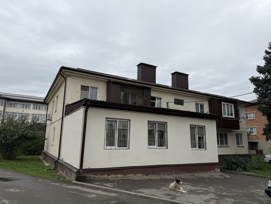 Продам двухкомнатную (2-комн.) квартиру, Героя России Кярова А.С. ул, 22, Чегем г