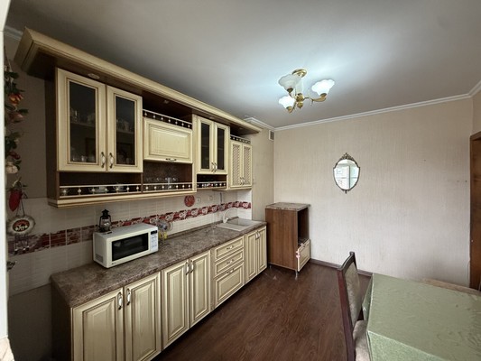 Продам трехкомнатную (3-комн.) квартиру, Тарчокова ул, 54, Нальчик г