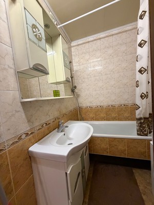 Продам трехкомнатную (3-комн.) квартиру, Тарчокова ул, 54, Нальчик г