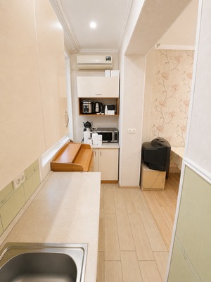 Продам двухкомнатную (2-комн.) квартиру, Средняя ул, 92, Краснодар г