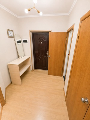 Продам двухкомнатную (2-комн.) квартиру, Средняя ул, 92, Краснодар г
