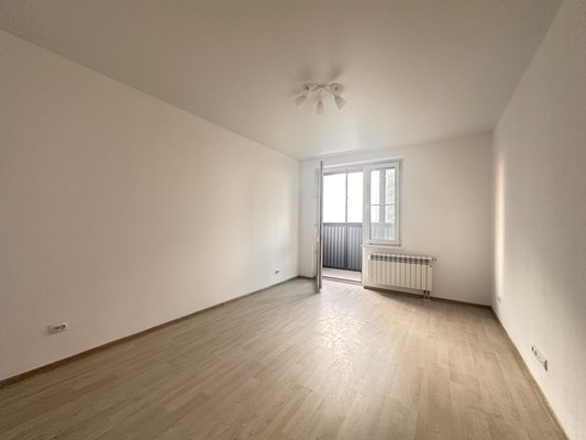 Продам двухкомнатную (2-комн.) квартиру, Троицкая ул, 5к3, Москва г