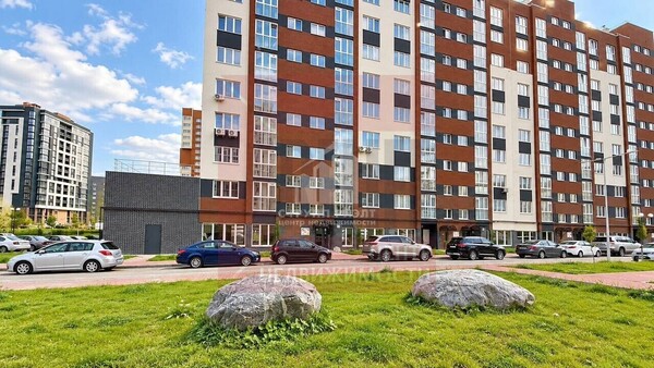 Продам двухкомнатную (2-комн.) квартиру, Причальная 4-я ул, к 1, Калининград г