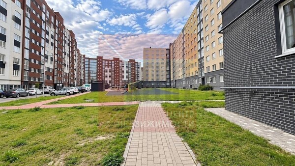 Продам двухкомнатную (2-комн.) квартиру, Причальная 4-я ул, к 1, Калининград г