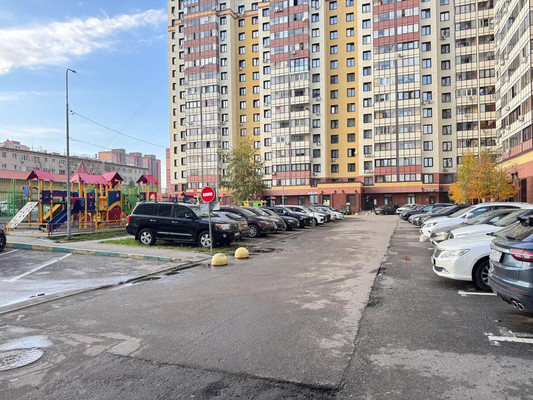 Продам однокомнатную (1-комн.) квартиру, Ленина ул, 25, Октябрьский рп