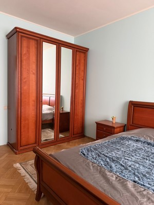 Сдам трехкомнатную (3-комн.) квартиру, Вучетича ул, 15к1, Москва г