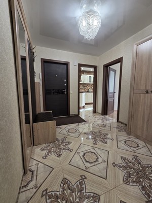 Продам трехкомнатную (3-комн.) квартиру, Кирова ул, 20, Медведево пгт