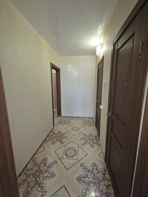 Продам трехкомнатную (3-комн.) квартиру, Кирова ул, 20, Медведево пгт
