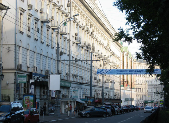 Продам многокомнатную квартиру, Никитский б-р, 12, Москва г