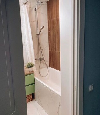 Продам трехкомнатную (3-комн.) квартиру, Совхозная ул, 16, Химки г